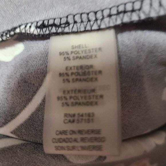 Calvin Klein Sleeveless Black Red White Floral Top size Medium - Picture 11 of 12